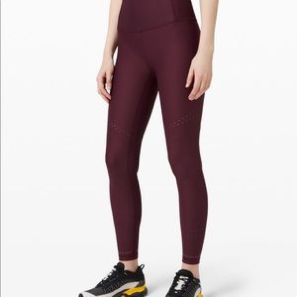 Lululemon Leggings:  Zone In Tight, Size 10, NWT